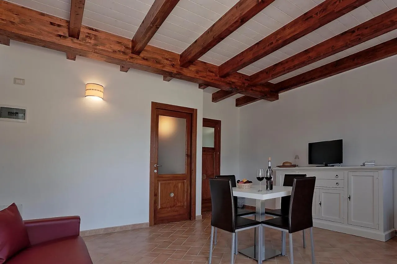 مزرعة للإقامة Agriturismo Casale Degli Ulivi Alghero سانتا ماريا لا بالما إيطاليا